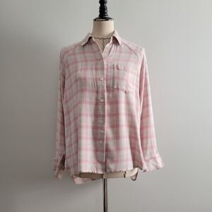 Wilfred Free Boyfriend Buttown Down Shirt in pink and cream plaid